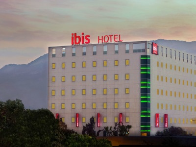 7087 ibis hotel