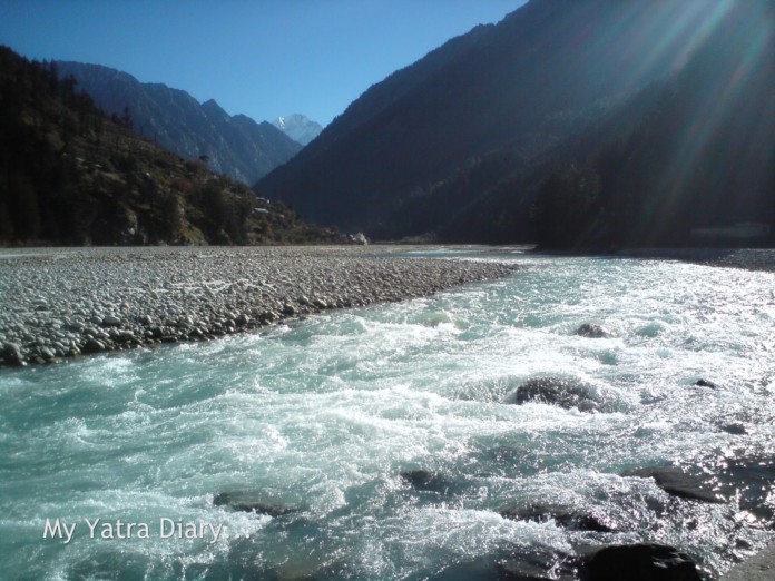 river-ganga-at-harsil-in-the-garhwal-himalayas-in-uttarakhand