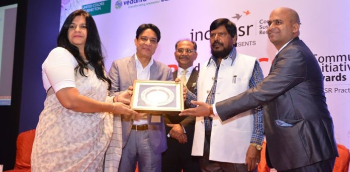 Vedanta-NandGhar-India-CSR-Project-of-Year-Award-at-India-CSR-Leadership-Summit--1024x683-812x400