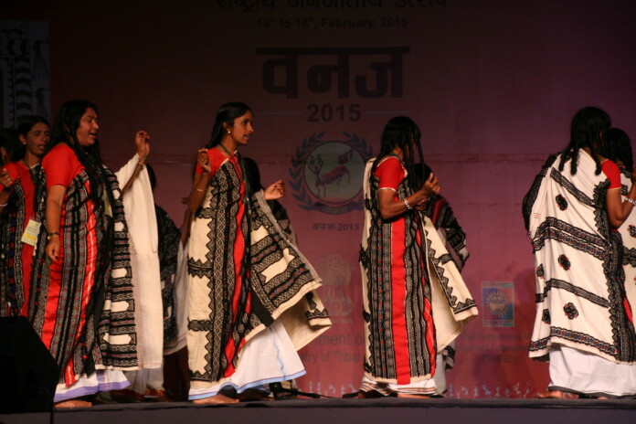 Toda Dance, Tamil Nadu